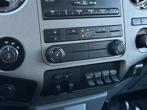 Used 2016 Ford F250 XLT w/ XLT Value Package image 18