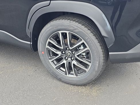 New 2026 Toyota Corolla Cross XLE AWD/4WD image 12