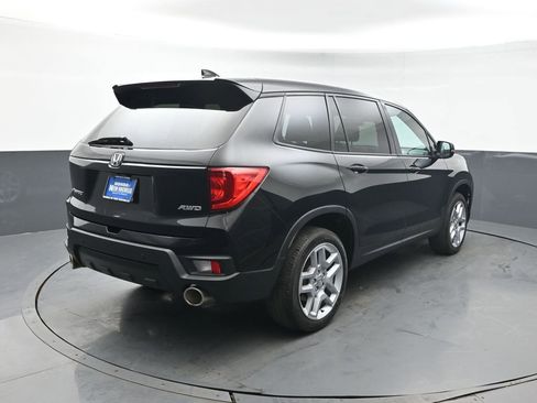 Used 2024 Honda Passport EX-L image 6