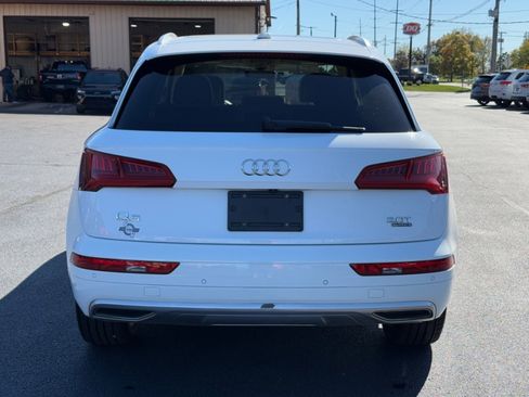 Used 2018 Audi Q5 2.0T Premium w/ Premium Plus Package image 7