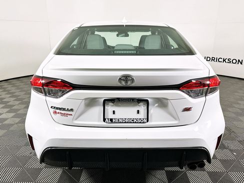 Used 2024 Toyota Corolla SE FWD image 4