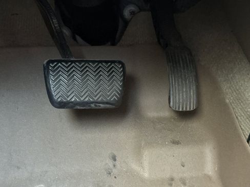 Used 2010 Toyota RAV4 4WD image 41