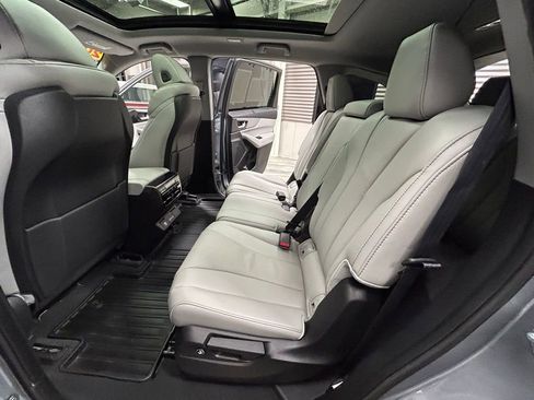 Used 2024 Acura MDX SH-AWD w/ Technology Package image 53