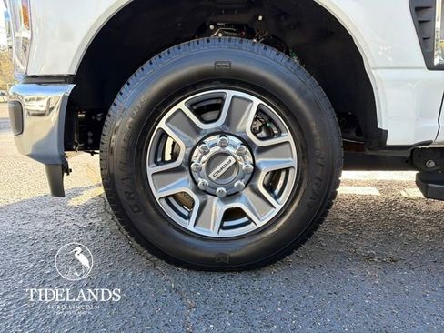 New 2026 Ford F250 Lariat image 29