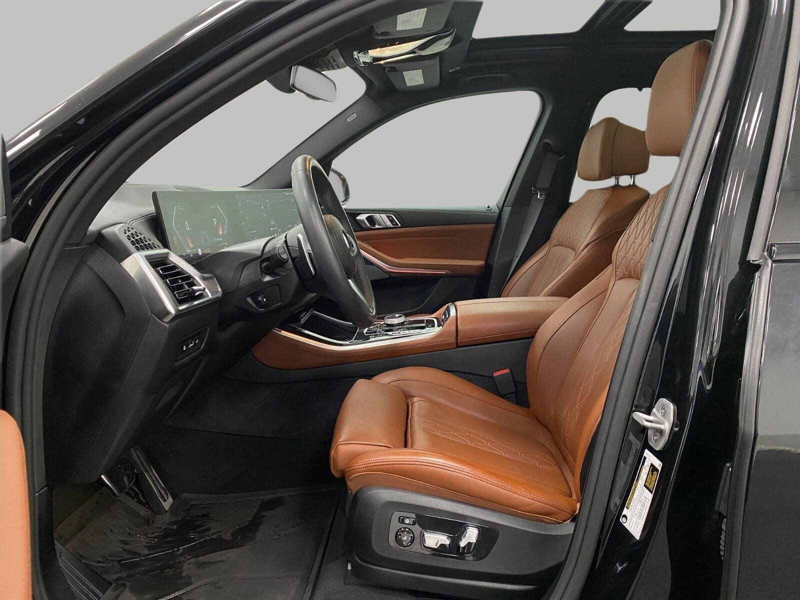 Used 2026 BMW X5 sDrive40i w/ Executive Package RWD image 31