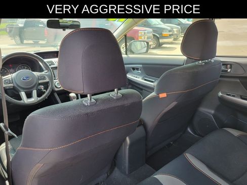 Used 2016 Subaru Crosstrek 2.0i Premium image 11