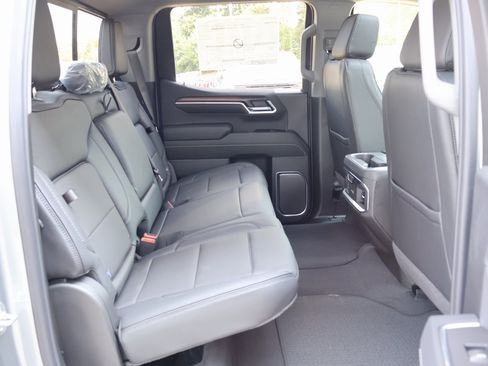 New 2026 GMC Sierra 1500 Denali w/ Denali Reserve Package image 38