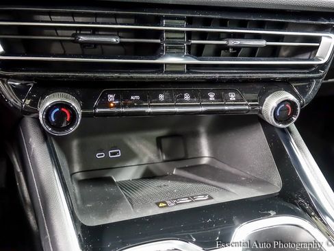 New 2026 Chevrolet Traverse RS w/ LPO, Floor Liner Package image 19