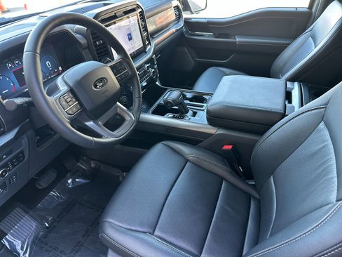 Used 2025 Ford F150 Lariat w/ Equipment Group 501A Mid AWD/4WD image 11