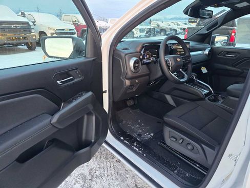 New 2024 Chevrolet Colorado LT w/ LT Convenience Package II image 20