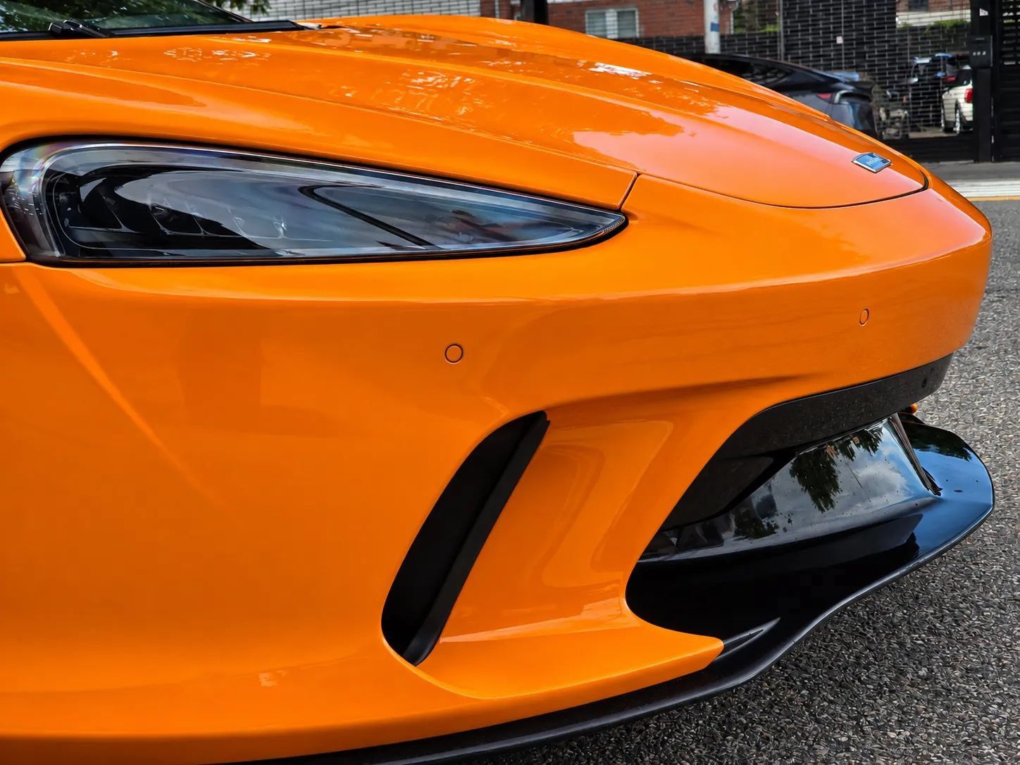 Used 2023 McLaren GT RWD image 15