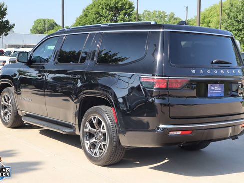 Used 2023 Jeep Wagoneer Series III w/ Convenience Group I RWD image 6