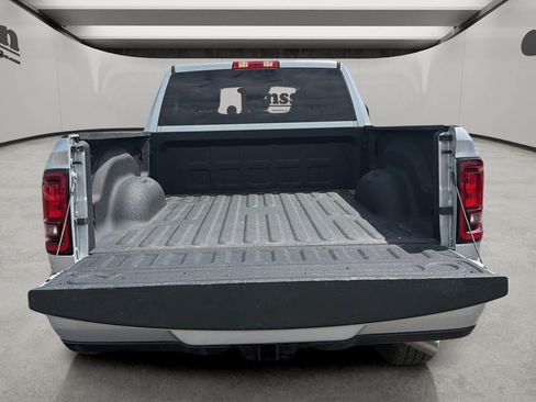 Used 2026 RAM 2500 Big Horn AWD/4WD image 9