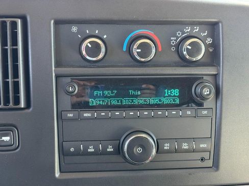 Used 2019 Chevrolet Express 3500 LS image 21