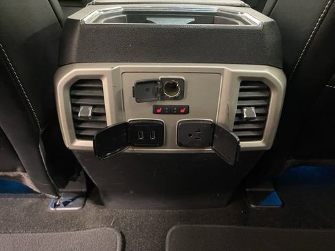 Used 2018 Ford F150 Lariat w/ Equipment Group 502A Luxury AWD/4WD image 41