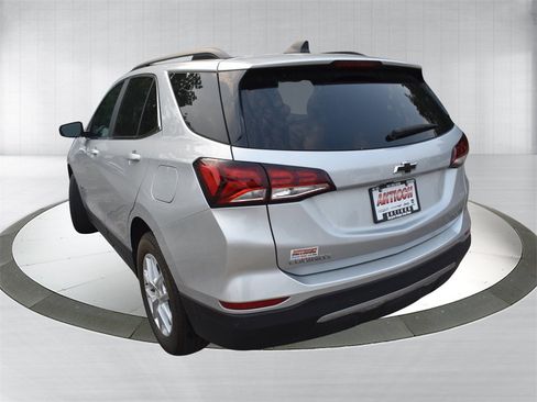 Used 2022 Chevrolet Equinox LT image 5
