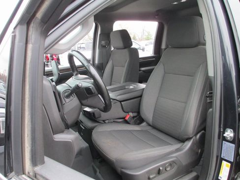 Certified 2025 GMC Sierra 2500 SLE w/ SLE Value Package; image 17