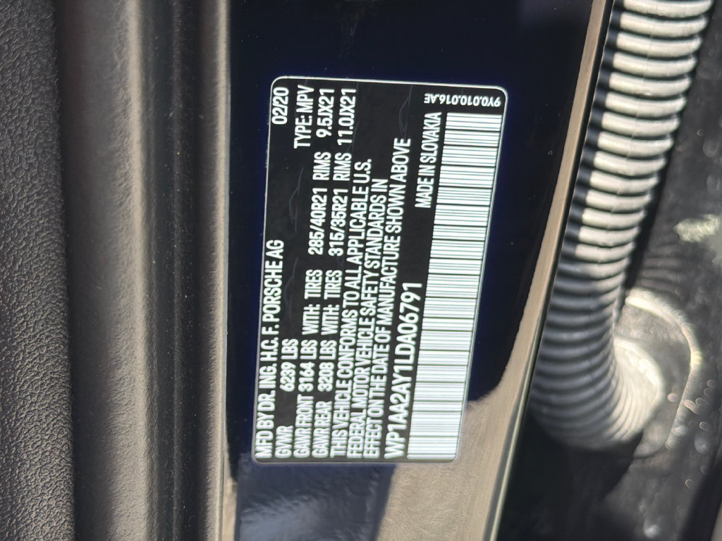 Used 2020 Porsche Cayenne AWD/4WD image 34