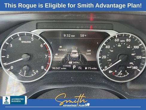 Used 2023 Nissan Rogue S image 14