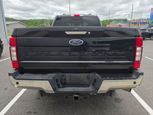 Used 2021 Ford F250 Lariat w/ Lariat Value Package AWD/4WD image 4