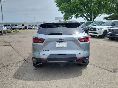 Used 2023 Chevrolet Blazer RS w/ Driver Confidence II Package FWD image 4