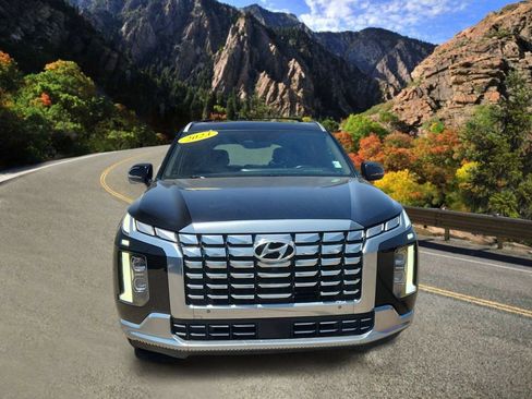 Used 2023 Hyundai Palisade Calligraphy w/ Winter Package AWD/4WD image 6