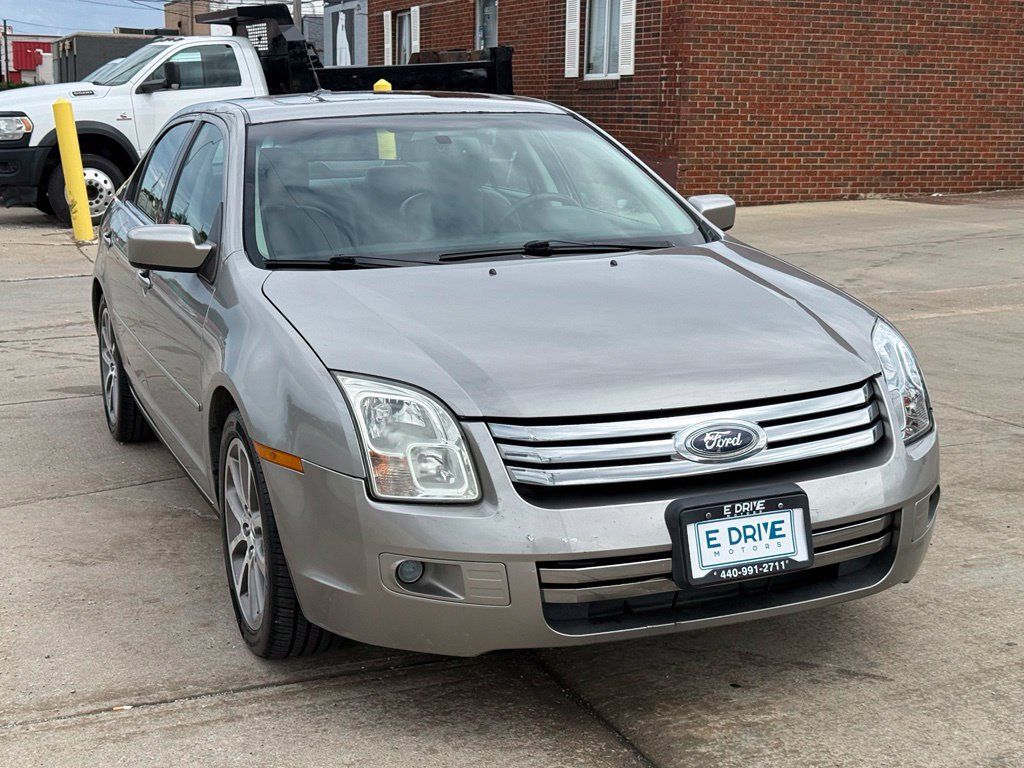 Used 2009 Ford Fusion SEL FWD image 3