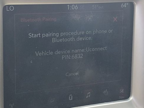 Used 2018 Jeep Compass Latitude w/ Popular Equipment Group image 7