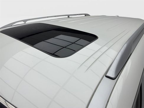 Used 2023 INFINITI QX80 Luxe w/ Cargo Package image 14