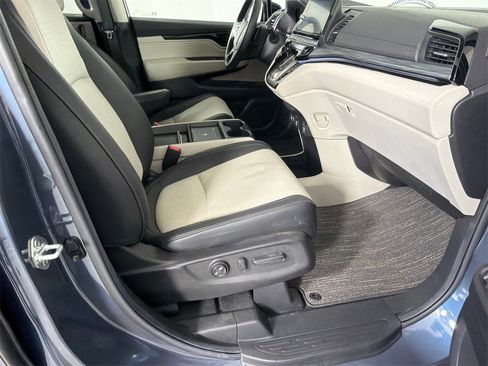 Used 2025 Honda Odyssey Elite image 15