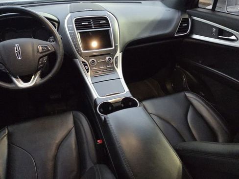 Used 2018 Lincoln MKX Premiere image 30