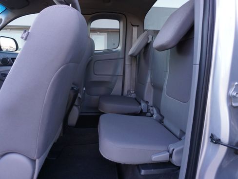 Used 2012 Toyota Tacoma PreRunner image 15