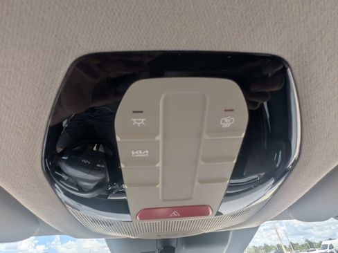 Certified 2025 Kia K4 FWD image 27