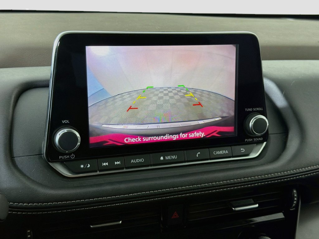 Used 2022 Nissan Rogue SV FWD image 18