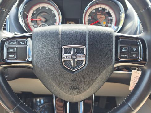 Used 2016 Dodge Grand Caravan SE FWD image 5