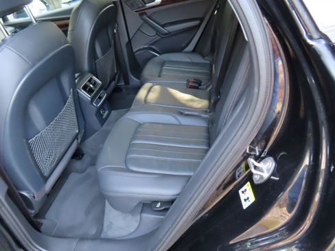 Used 2018 Audi Q5 2.0T Premium AWD/4WD image 12