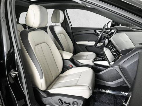 Certified 2024 Audi Q4 e-tron Premium Plus AWD/4WD image 18