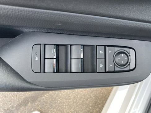 New 2026 Toyota Prius Plug-In Hybrid image 20