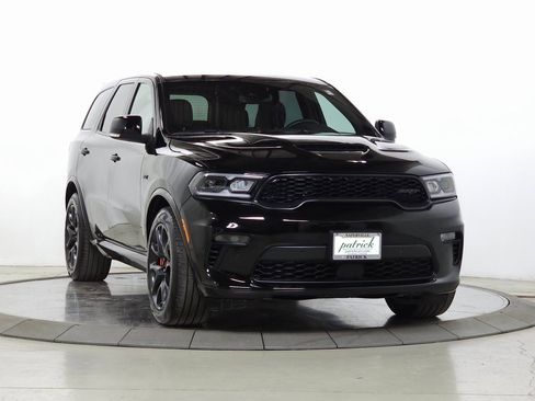 Used 2022 Dodge Durango SRT w/ Technology Group image 10