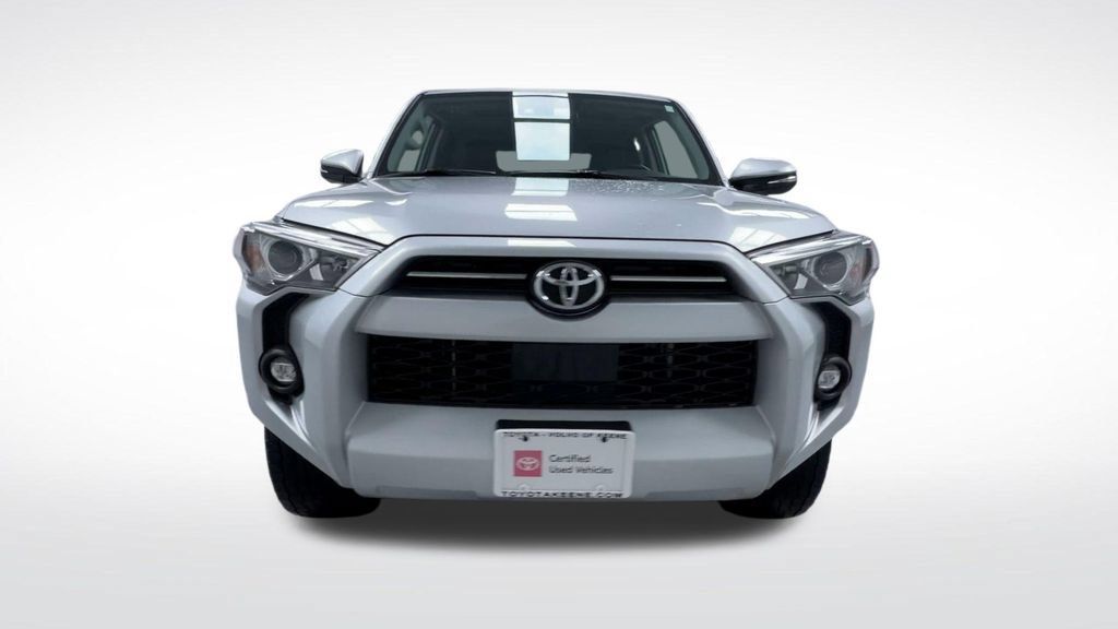 Certified 2023 Toyota 4Runner SR5 Premium w/ Moonroof Package AWD/4WD image 21