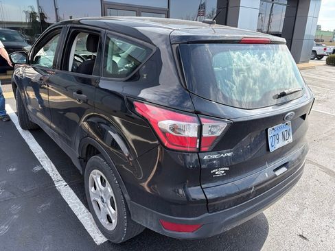 Used 2017 Ford Escape S image 7