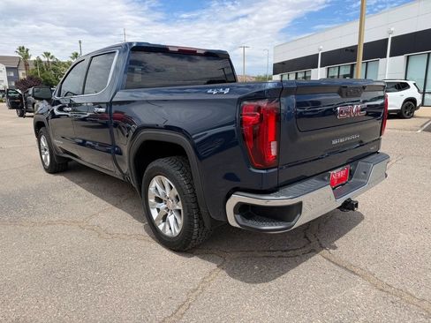 Used 2022 GMC Sierra 1500 SLT w/ SLT Convenience Package AWD/4WD image 7