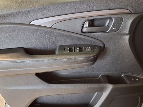 Certified 2023 Honda Passport EX-L image 18