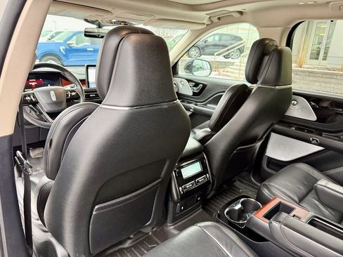 Used 2020 Lincoln Aviator Reserve w/ Equipment Group 202A image 12