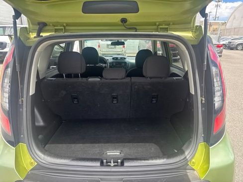 Used 2015 Kia Soul FWD image 12