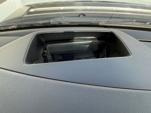 Used 2016 Land Rover Range Rover HSE image 40