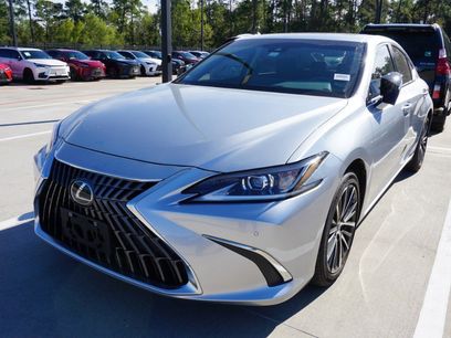 Certified 2023 Lexus ES 350 w/ Premium Package