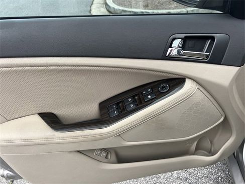 Used 2013 Kia Optima EX image 11