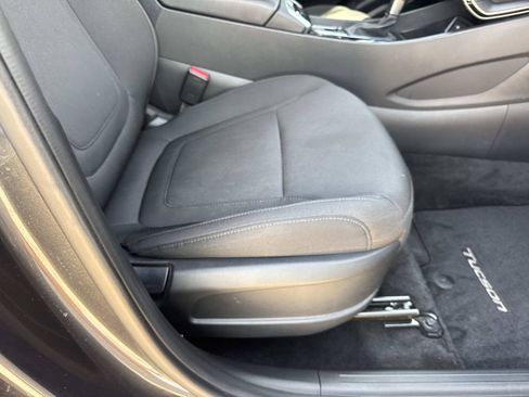 Used 2022 Hyundai Tucson SEL AWD/4WD image 11