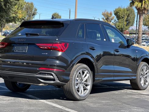 New 2025 Audi Q3 2.0T Premium image 4